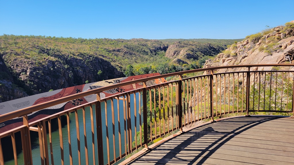 Looking down at the Katherine River and rugged sandstone cliffs from the Baruwei Lookout platform in Nitmiluk National Park, Northern Territory.